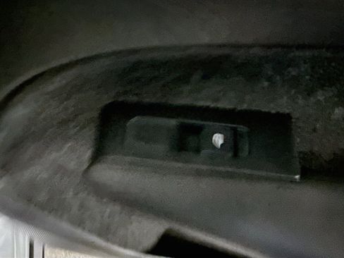 Used 2026 Volvo XC40 B5 Plus AWD/4WD image 31