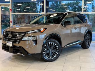 Used 2024 Nissan Rogue Platinum w/ Platinum Premium Package AWD/4WD video 1