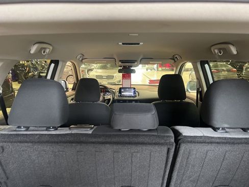 Certified 2023 Nissan Rogue SV image 13