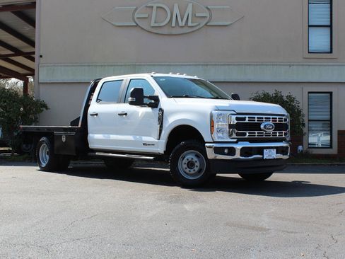 Used 2024 Ford F350 XL w/ XL Chrome Package AWD/4WD image 4