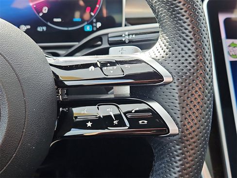 Used 2024 Mercedes-Benz C 300 4MATIC Sedan image 29