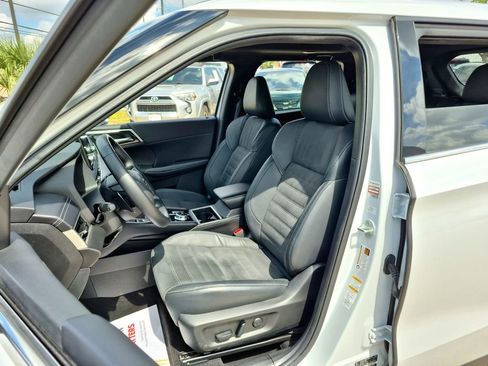 Used 2022 Mitsubishi Outlander SE AWD/4WD image 10