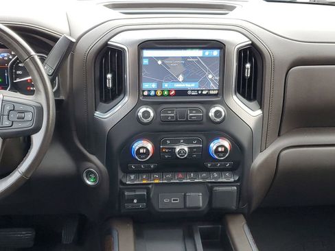 Used 2021 GMC Sierra 2500 Denali w/ Denali Ultimate Package image 30