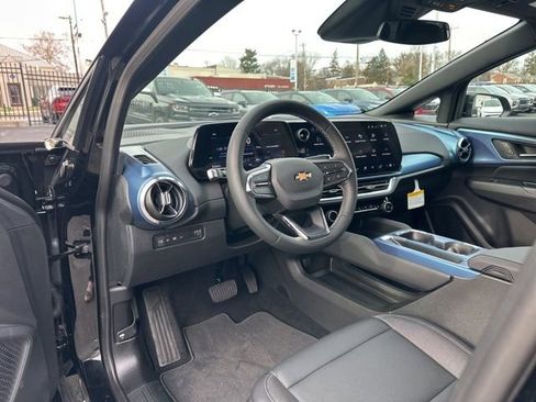 New 2026 Chevrolet Equinox EV LT image 12
