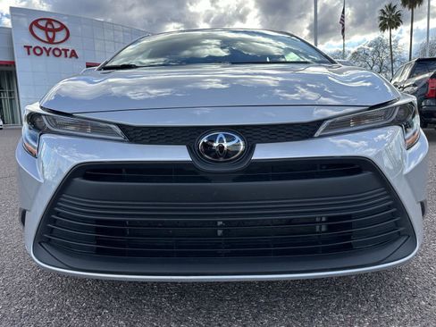 Used 2023 Toyota Corolla LE image 10
