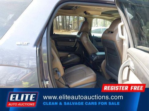 Used 2014 GMC Acadia SLT image 16