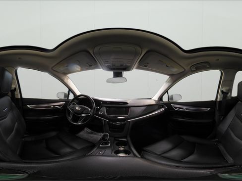 Used 2019 Cadillac XT5 Luxury FWD image 25