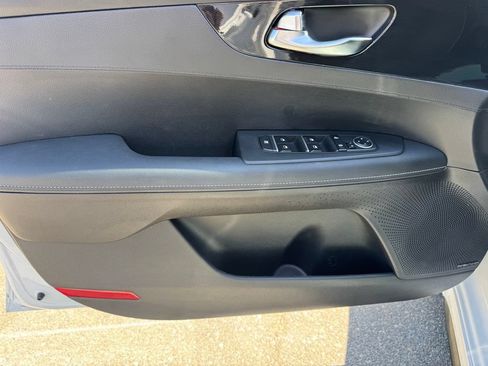 Used 2024 Kia Forte GT-Line w/ GT-Line Premium Package FWD image 14