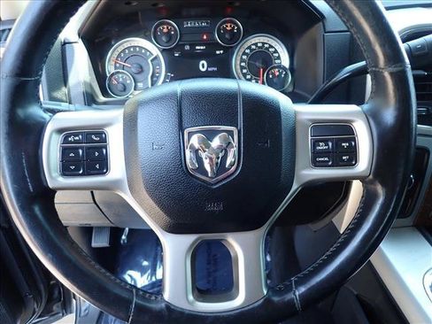 Used 2016 RAM 2500 Laramie w/ Convenience Group AWD/4WD image 13