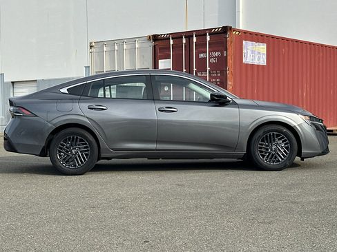 New 2026 Nissan Sentra SV w/ Floor Mat Package image 3