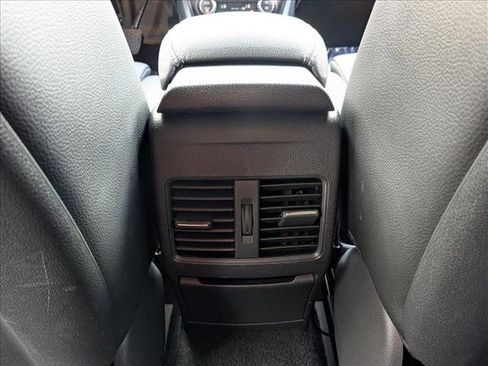 Used 2020 Mercedes-Benz GLA 250 image 17