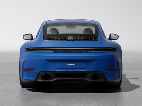 New 2026 Porsche 911 Carrera T RWD image 7