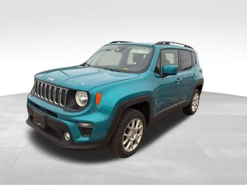 Used 2019 Jeep Renegade Latitude image 2