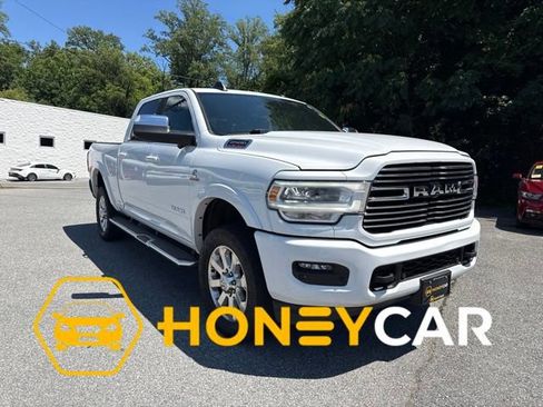 Used 2021 RAM 2500 Laramie AWD/4WD image 1