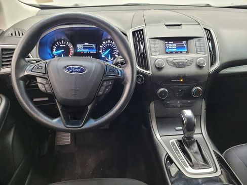 Used 2015 Ford Edge SE image 22