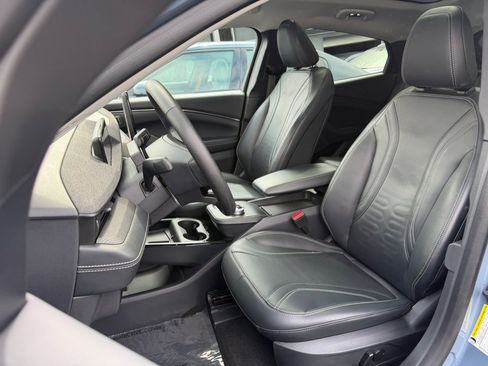 Used 2023 Ford Mustang Mach-E Premium AWD/4WD image 18