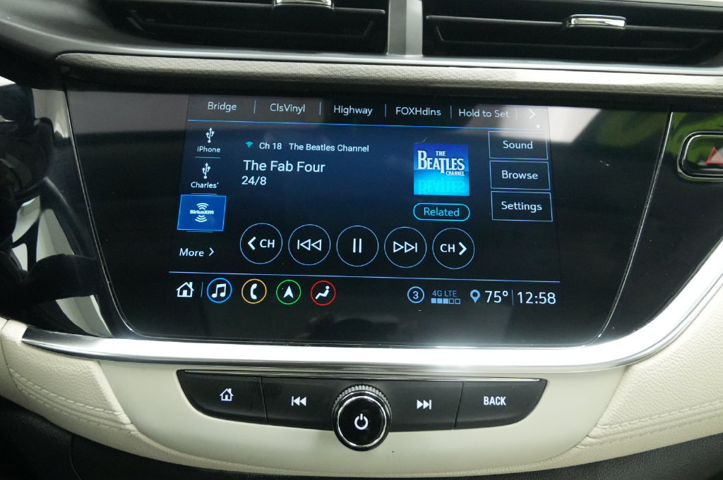 Used 2020 Buick Encore GX Essence w/ Experience Buick Package AWD/4WD image 38