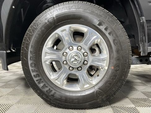 Used 2024 RAM 2500 Big Horn w/ Safety Group image 11