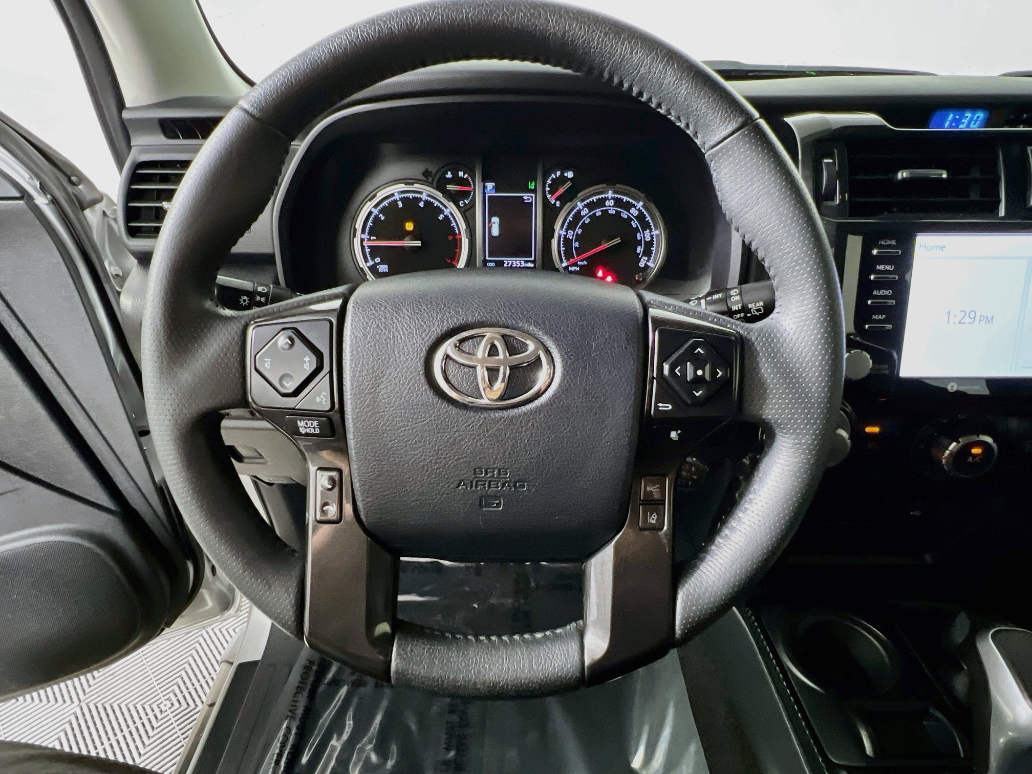 Used 2023 Toyota 4Runner TRD Off-Road AWD/4WD image 18