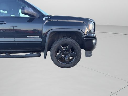 Used 2017 GMC Sierra 1500 SLE w/ Elevation Edition AWD/4WD image 18