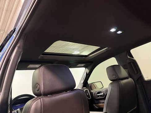 Used 2019 Chevrolet Silverado 1500 High Country AWD/4WD image 11