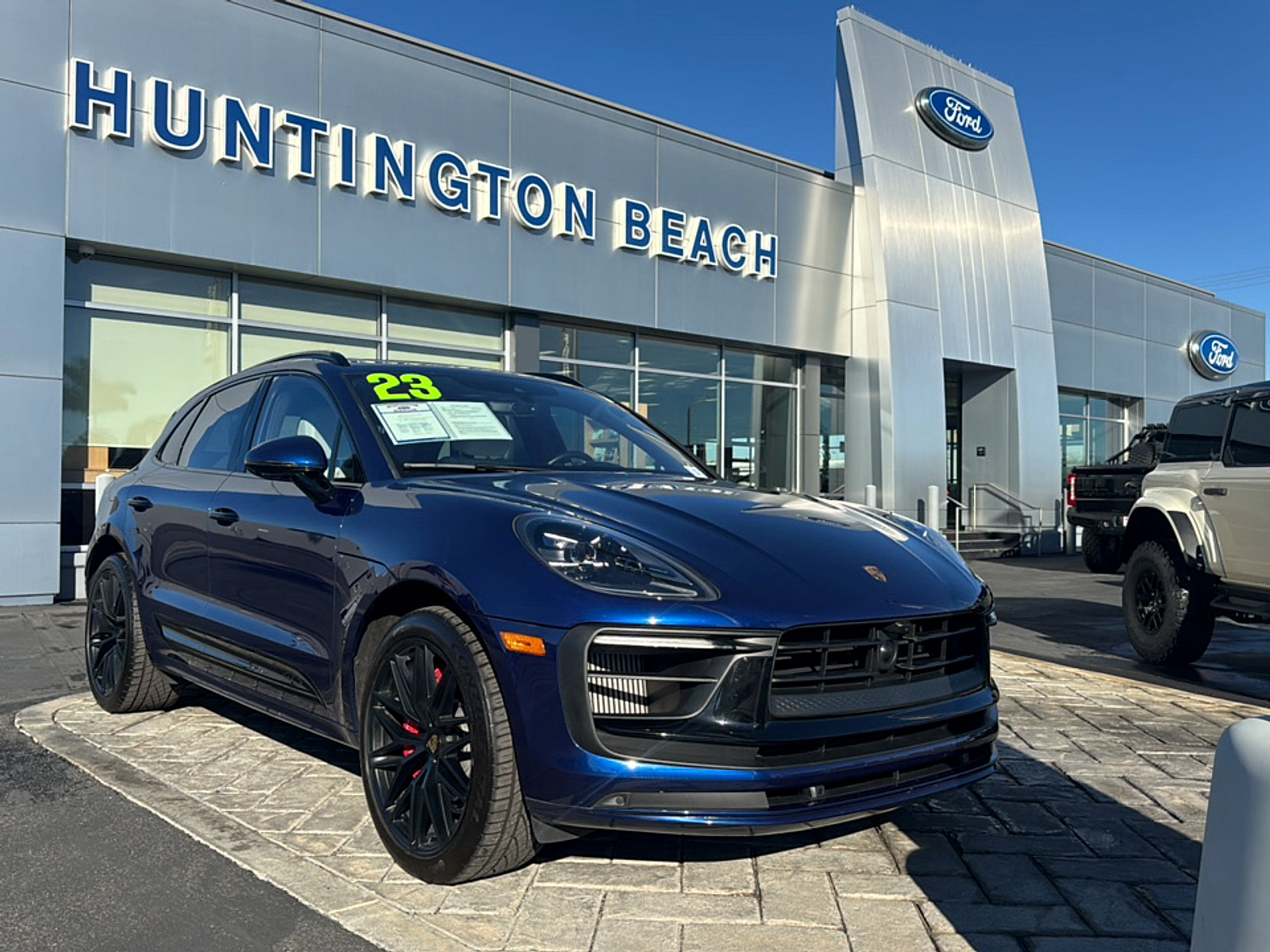 Used 2023 Porsche Macan GTS AWD/4WD image 1