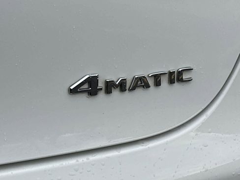 Used 2020 Mercedes-Benz GLC 300 4MATIC Coupe image 27