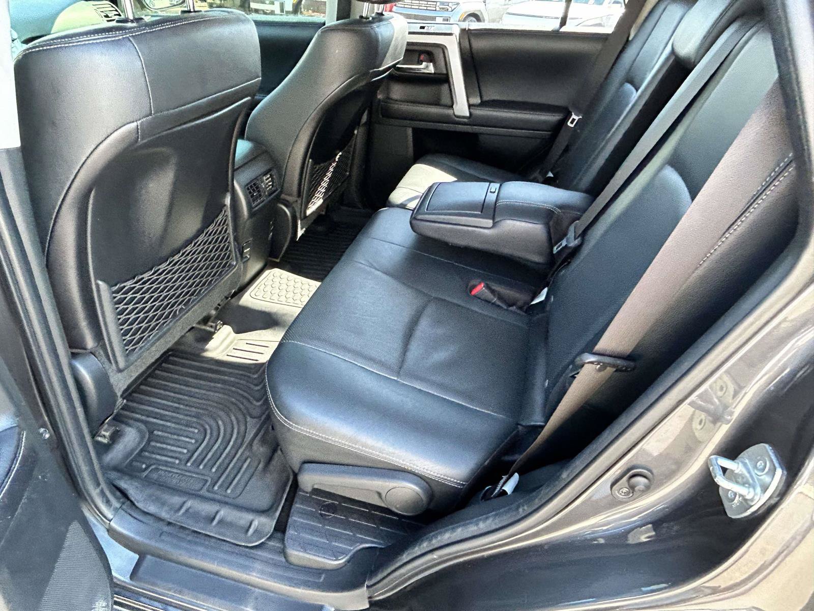 Used 2017 Toyota 4Runner Limited w/ Convenience Package AWD/4WD image 8