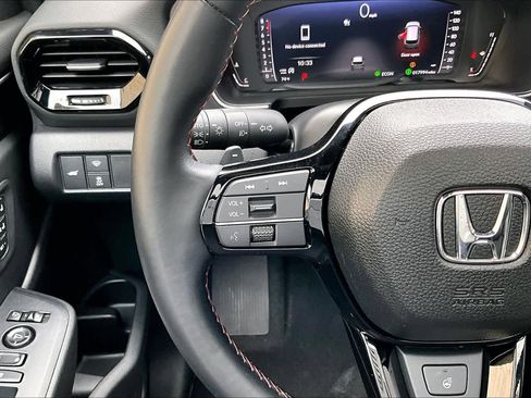 Used 2025 Honda Pilot Black Edition image 24