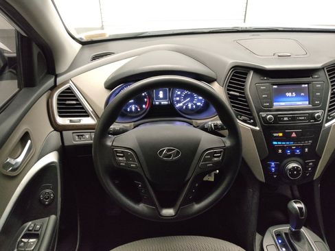 Used 2018 Hyundai Santa Fe Sport FWD image 22