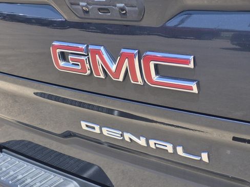 Certified 2022 GMC Sierra 1500 Denali w/ Denali Reserve Package AWD/4WD image 8