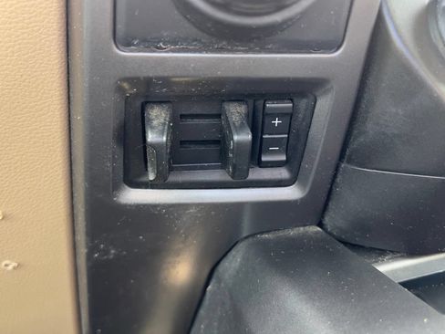 Used 2018 Ford F150 XLT w/ Equipment Group 302A Luxury AWD/4WD image 29