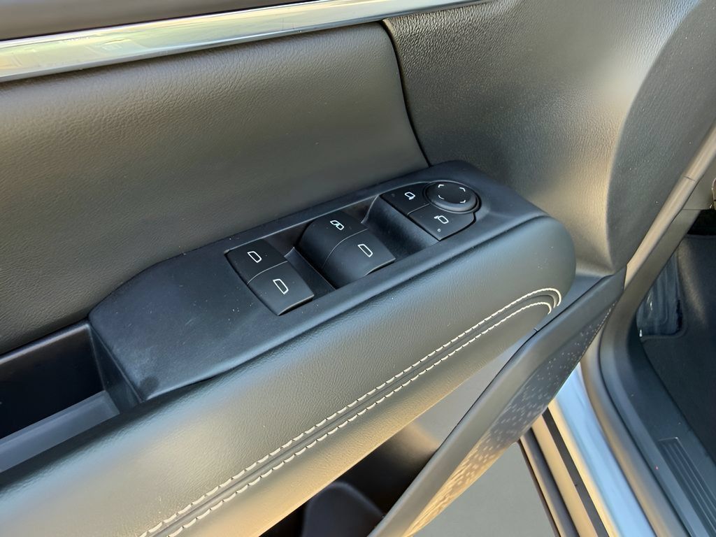 Used 2026 GMC Terrain Elevation FWD image 11