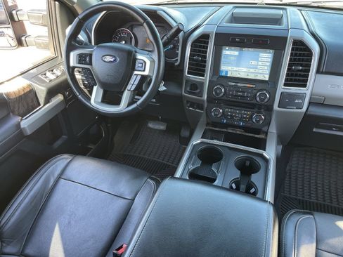 Used 2018 Ford F350 Lariat RWD image 15