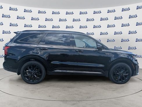 Used 2023 Kia Sorento SX FWD image 2