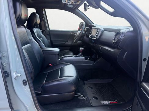 Used 2021 Toyota Tacoma TRD Pro AWD/4WD image 24