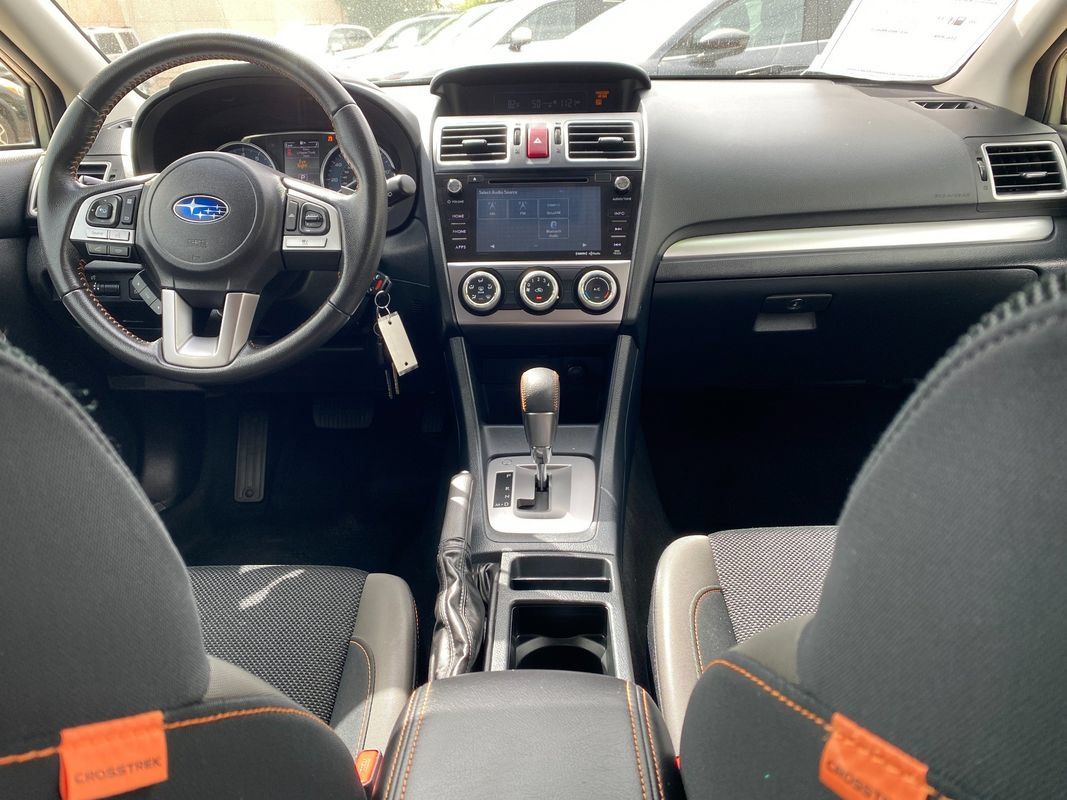 Used 2017 Subaru Crosstrek 2.0i Premium AWD/4WD image 19