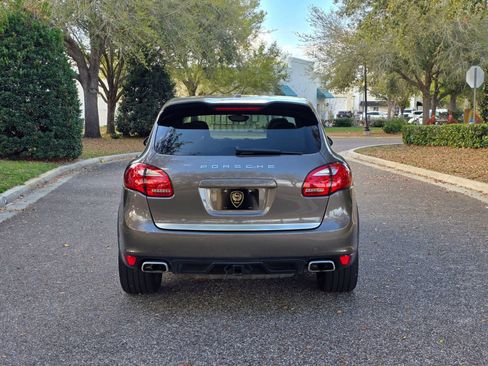 Used 2013 Porsche Cayenne Diesel AWD/4WD image 7