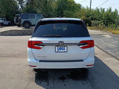 Used 2024 Honda Odyssey EX-L image 4