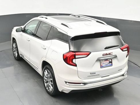 Used 2022 GMC Terrain Denali w/ Denali Premium Package AWD/4WD image 31
