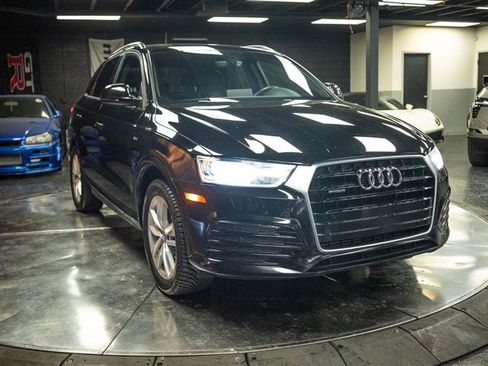 Used 2018 Audi Q3 2.0T Premium w/ Convenience Package AWD/4WD image 5