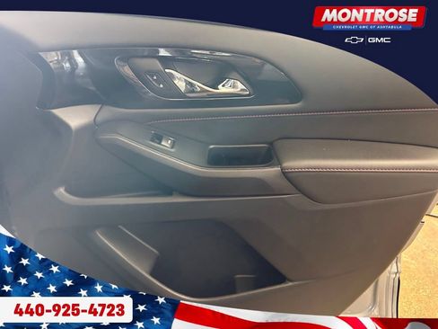 Certified 2023 Chevrolet Traverse RS w/ LPO, Floor Liner Package AWD/4WD image 27