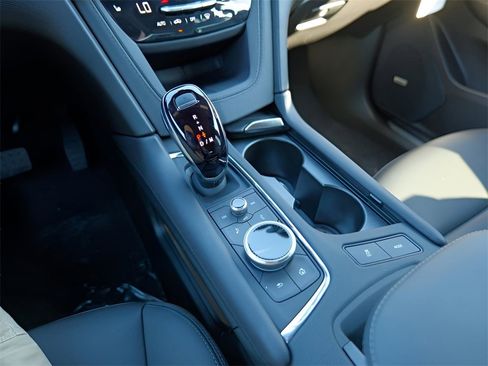 New 2026 Cadillac XT5 Luxury w/ LPO, Floor Liner Package image 16