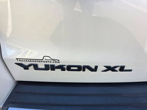 Used 2015 GMC Yukon XL Denali w/ Touring Package AWD/4WD image 6