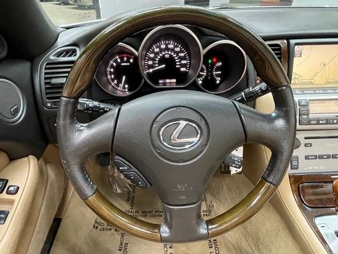 Used 2010 Lexus SC 430 Convertible RWD image 26