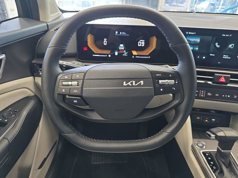 Used 2026 Kia Sportage EX image 19