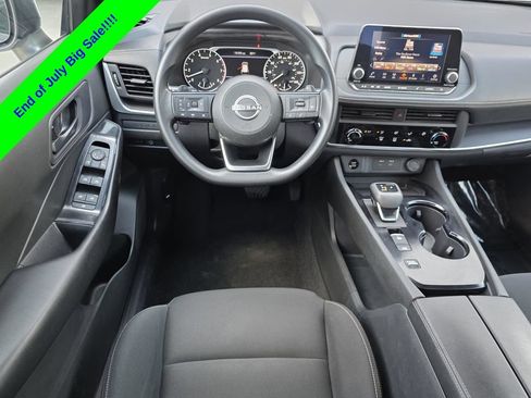 Used 2024 Nissan Rogue S FWD image 12