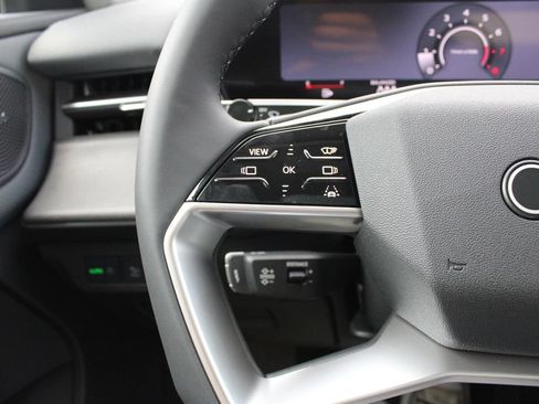New 2026 Audi Q3 quattro 2.0T AWD/4WD image 13
