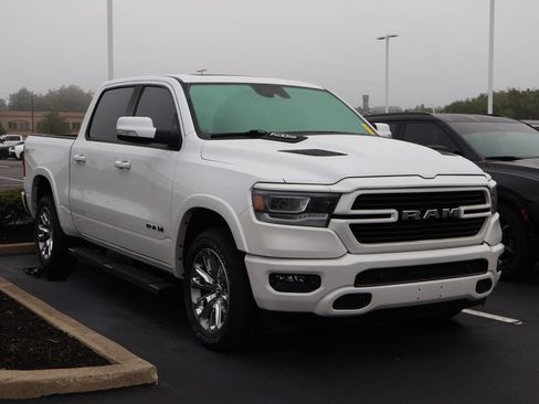 Used 2022 RAM 1500 Laramie AWD/4WD image 3