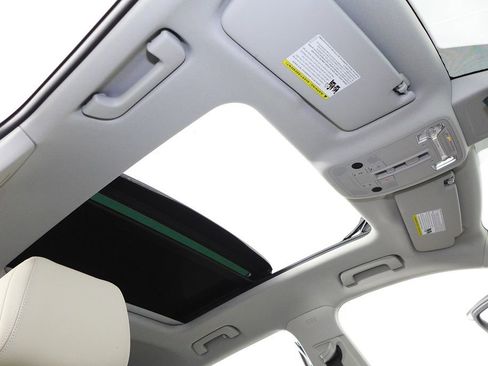 Used 2023 Audi Q3 2.0T Premium w/ Convenience Package image 18